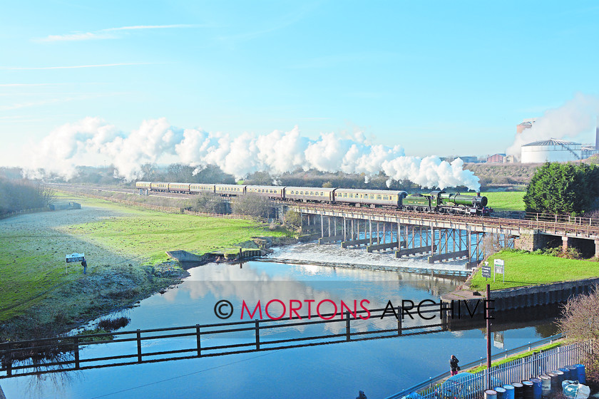 054 4965 Newark 
 GWR 4-6-0 No. 4965 Road Ashton Hall crosses the River Trent as it approaches the flat crossing with the East Coast Main Line at Newark with Vintage Trains 'Lindum Fayre' from Tyseley. 
 Keywords: Heritage Railway, Issue 197, Mortons Archive, Mortons Media Group Ltd