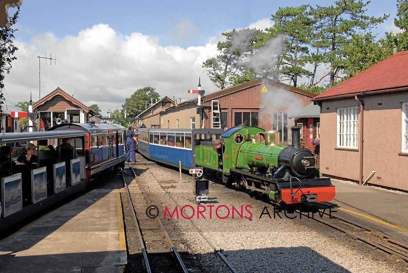 WD595182@84 Political 4 HR1 
 The Ravenglass & Eskdale Railway's 0-8-2 River Irt arrives at Ravenglass on 7th August. 
 Keywords: Heritage Railway, Mortons Archive, Mortons Media Group