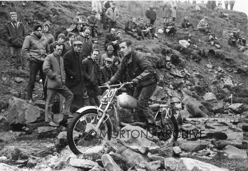 NNC-T-A-14 
 NNC T A14 - Scott Trial 25-10-69, Derek Adesett, 250 Greeves, Punchard Bridge. 
 Keywords: Mortons Archive, Mortons Media Group Ltd, Nick Nicholls, Trials