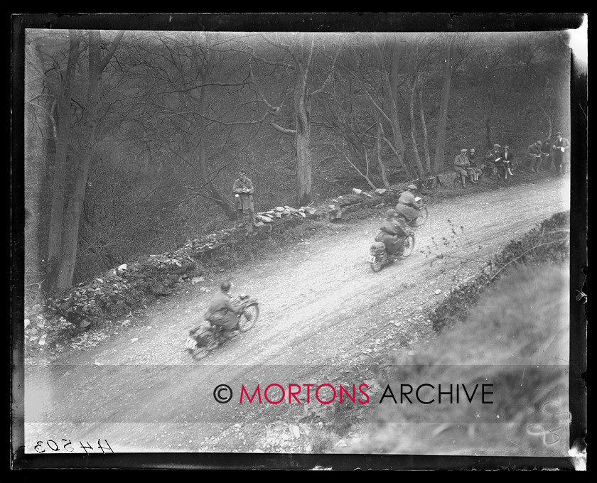 A4503 
 1925 ACU Stock Machine Trial. 
 Keywords: 1925, a.c.u, A4503, ACU Stock Machine Trial, glass plate, October 2009, stock machine trial, The Classic Motorcycle, trial