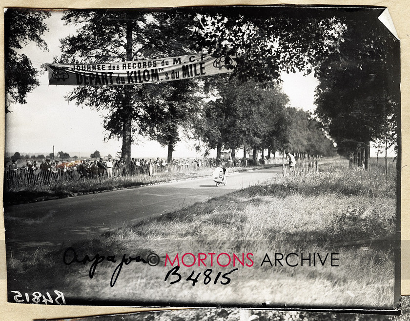 064 SFTP SMALL 3 
 Record breakers, Arpajon August 1930 - 
 Keywords: 2012, December, Mortons Archive, Mortons Media Group, Straight from the plate, The Classic MotorCycle