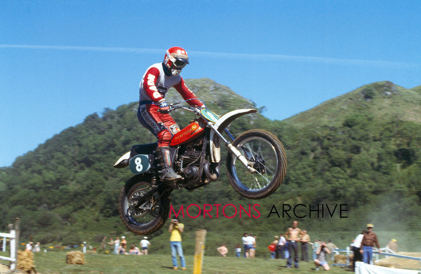 British Motocross 250 GP 1978 Torio Suzuki Montesa 003 
 British Motocross 250 GP 1978 Torio Suzuki Montesa 003 
 Keywords: 1978, Kilmartin, Mortons Archive, Mortons Media Group Ltd, Moto Cross GP, Nick Nicholls