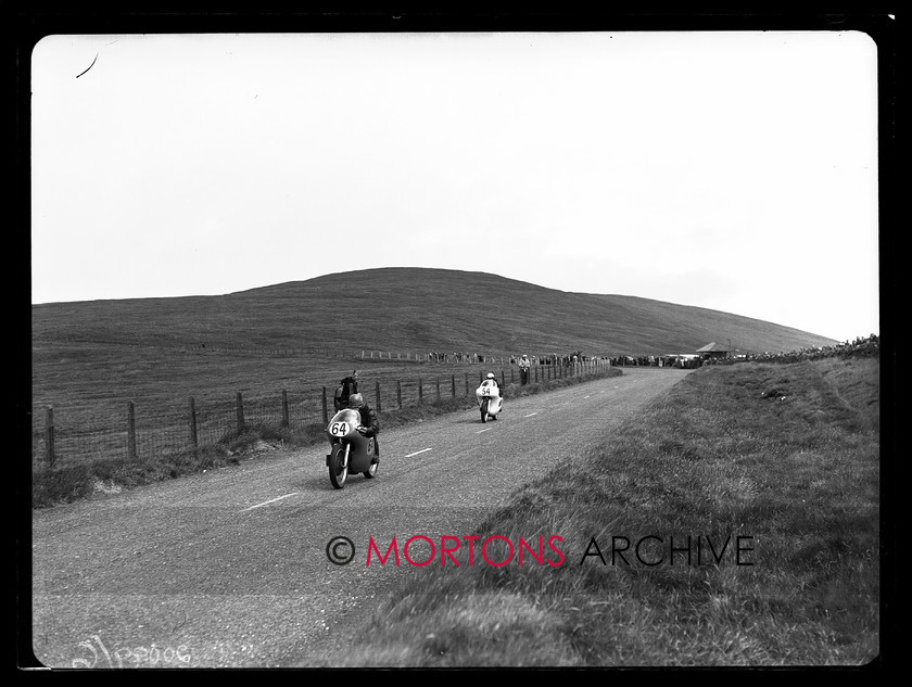 20099-06 
 1960 Senior TT. 
 Keywords: 1960, 20099-01, glass plate, isle of man, matchless, Mortons Archive, Mortons Media Group Ltd, murray, norton, pound, senior, Straight from the plate, the classic motorcycle, tt, tt senior 1960, windy, 20099-02, mizen, smith, 20099-03, hartle, mv, 20099-04, john surtees, 20099-05, beevers, glazebrook, moule, 20099-06, ekstrom, northwood, 20099-07, kepple, simmonds, 20099-08, dale, 20099-09, 20099-10, anderson, 20099-11, driver, 20099-12