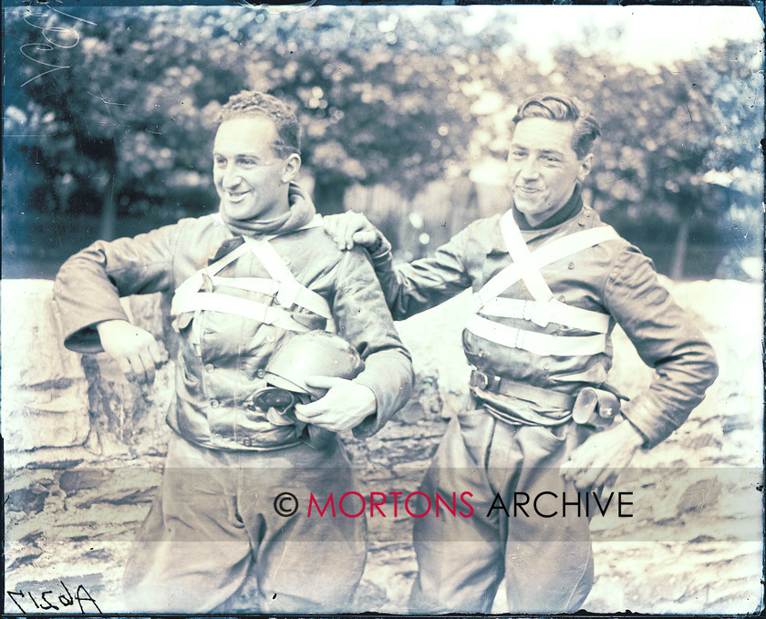 051 SFTP 1926 Senior TT 03 
 The 1926 Senior TT - Wal Handley rests a hand on the shoulder of race winner Stanley Woods 
 Keywords: 2015, Glass plate, Isle of Man, Mortons Archive, Mortons Media Group Ltd, Senior, September, Straight from the plate, The Classic MotorCycle, TT