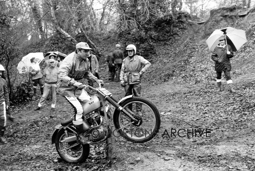 NNC-T-A-36 
 NNC T A 036 - Rob Ayres on a 1959 BSA C15 in 1987 Talmag 
 Keywords: Mortons Archive, Mortons Media Group Ltd, Nick Nicholls, Trials