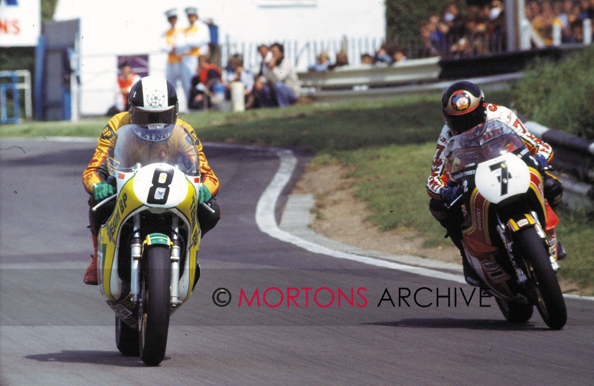 NNC 26-4-11 007 
 No. 7 Barry Sheene ona 750cc Suzuki and No. 8 Dave Potter on a 750cc Yamaha 
 Keywords: 1978, Mallory Park, Mortons Archive, Mortons Media Group, Nick Nicholls