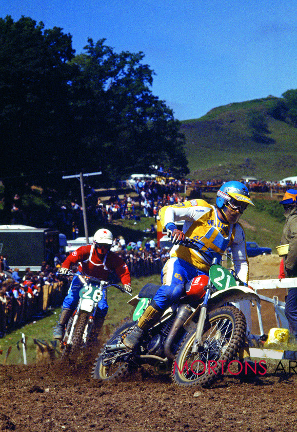 British Motocross 250 GP 1978 Hakan Carlqvist Husqvarna 21 Vladimir Kavinov KTM 26 001 
 British Motocross 250 GP 1978 Hakan Carlqvist Husqvarna 21 Vladimir Kavinov KTM 26 001 
 Keywords: 1978, Kilmartin, Mortons Archive, Mortons Media Group Ltd, Moto Cross GP, Nick Nicholls