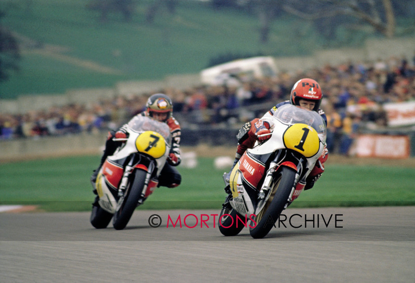 B 023 
 Cockney Rebel - Barry Sheene - Battling Roberts yet again, Donington, 1981. 
 Keywords: 2012, Barry Sheene, Bookazine, Classic British Legends, Mortons Archive, Mortons Media Group