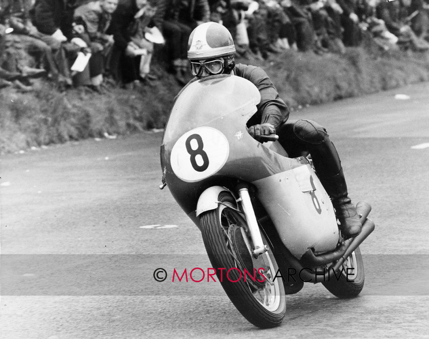 092 TT MEMORIES 01 
 Senior TT 1965, first lap Giacomo Agostini on the works MV Agusta at the Creg 
 Keywords: 2014, Classic Bike Guide, May, Mortons Archive, Mortons Media Group Ltd