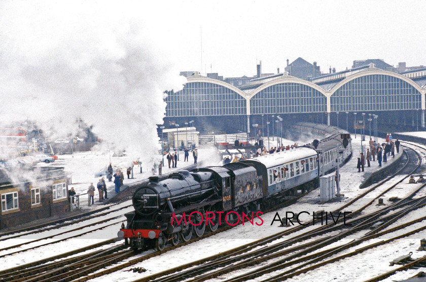 Roofs 001 
 The North Eastern Railway was created in 1854 and inherited Hull station from the York & North Midland Railway, renaming it Hull Paragon. The NER rebuilt and expanded the station, reopening it in 1904. It was to be the last of Britain’s great barrel-vaulted glass-and-iron railway stations. LMS ‘Black Five’ 4-6-0 No. 45305 departs on December 27, 1981. BRIAN SHARPE