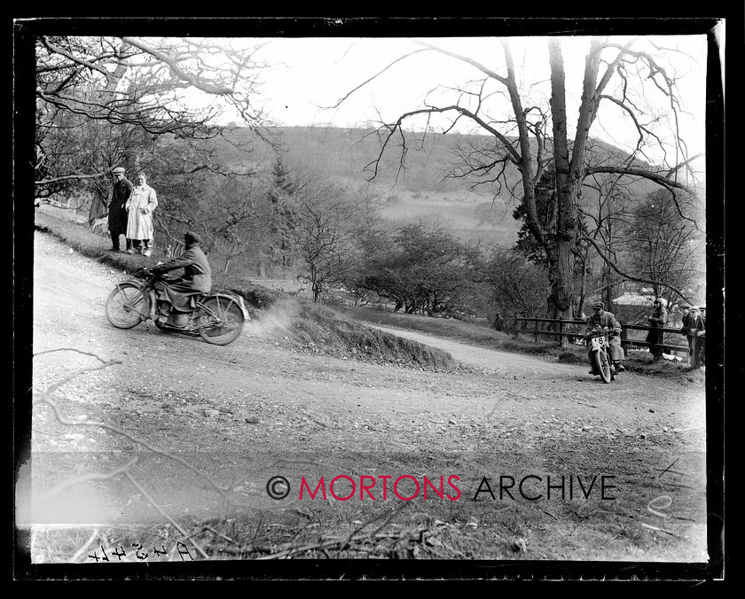 A4544 
 1925 ACU Stock Machine Trial. 
 Keywords: 1925, a.c.u, A4544, ACU Stock Machine Trial, glass plate, October 2009, stock machine trial, The Classic Motorcycle, trial