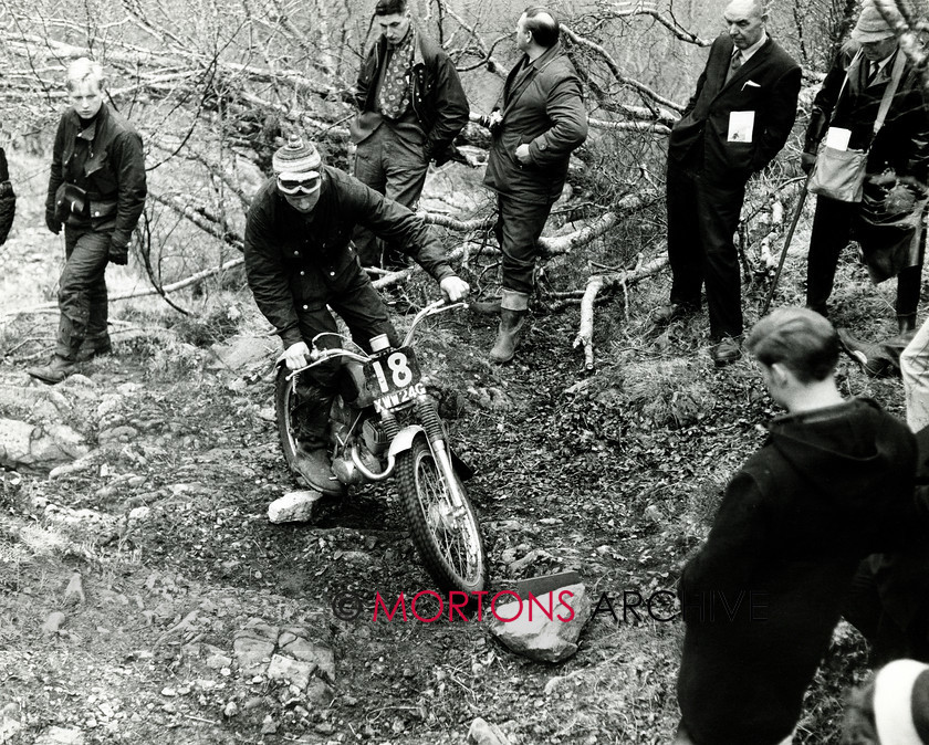 M Lampkin 2 
 Martin Lampkin (128cc Gaunt Suzuki) in the 1969 Scottish Six Days Trial 
 Keywords: 1969, May, Mortons Archive, Mortons Media Group Ltd, Scottish Six Day Trial, Trials