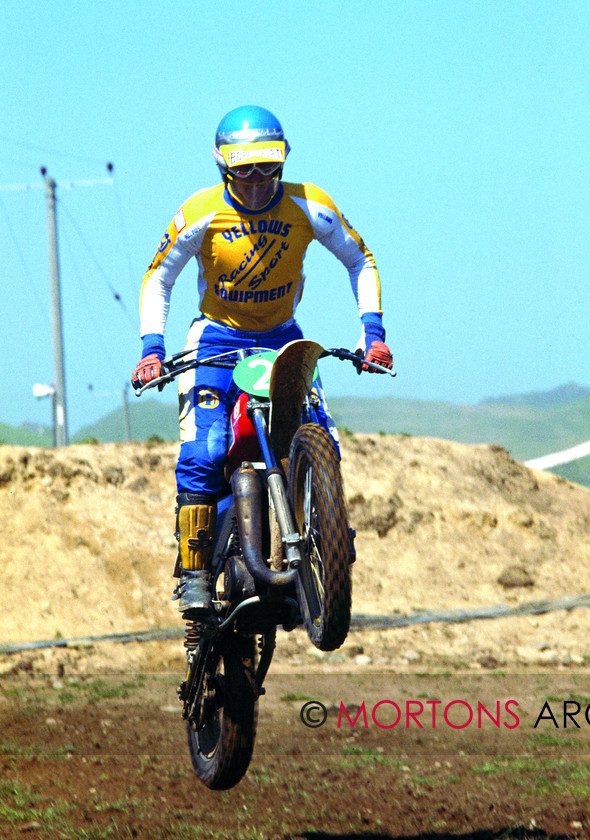 British Motocross 250 GP 1978 Hakan Carlqvist Husqvarna 002 
 British Motocross 250 GP 1978 Hakan Carlqvist Husqvarna 002 
 Keywords: 1978, Kilmartin, Mortons Archive, Mortons Media Group Ltd, Moto Cross GP, Nick Nicholls