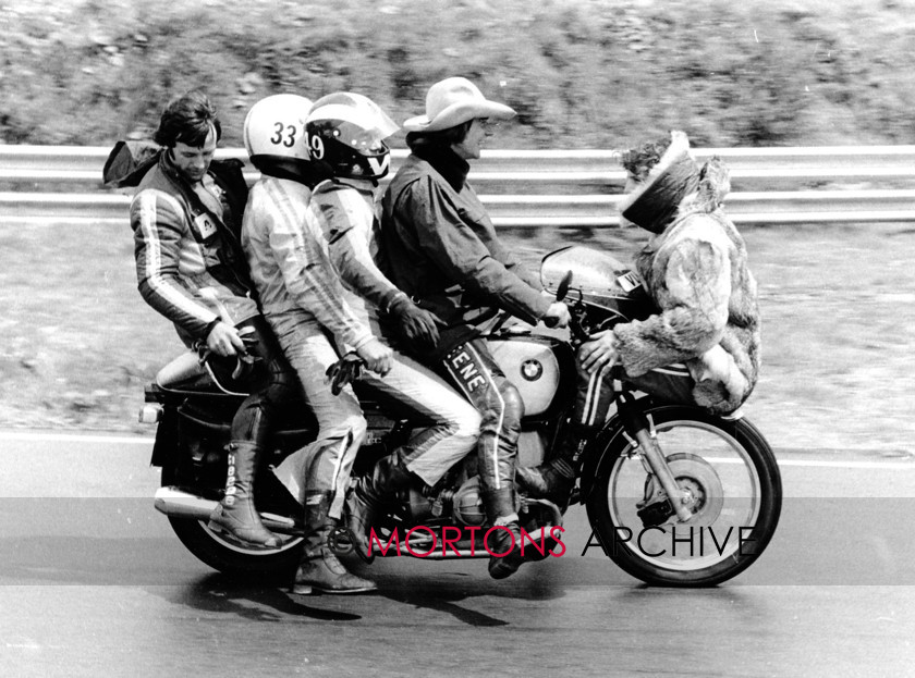 NNC RR B0167 
 NNC RR B0167 - Left to right Franco Bonero, Paul Smart, Peter Williams, Barry Sheene and Phil Read 
 Keywords: Mortons Archive, Mortons Media Group, Nick Nicholls, Road Racing