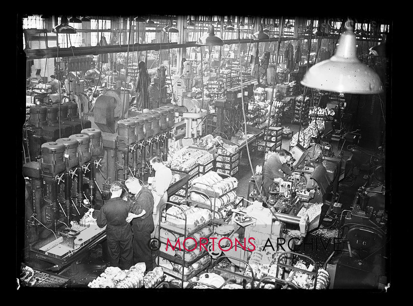 19674-16 
 Villiers engineering, Wolverhampton. Part of the machine shop. 
 Keywords: 1959, 19674-16, August 2009, engine, glass plate, machine shop, Mortons Archive, Mortons Media, Mortons Media Group Ltd., production, scooter, scooter engine production, Straight from the plate, The Classic MotorCycle, villiers, villiers engineering, wolverhampton