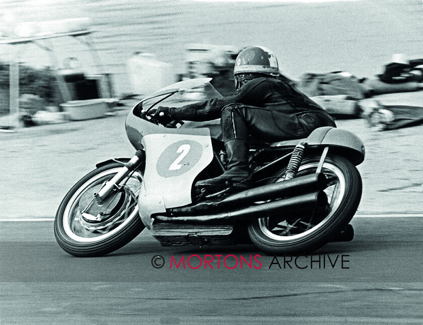 Agostini-017 
 Giacomo Agostini 350cc MV at Mallory Park in September 1967.