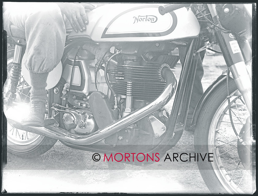 WD599533@TCM FT PLATE 027 copy 
 Oulton Park 2nd April 1956 
 Keywords: 1956 Oulton Park, 2010, Mortons Archive, Mortons Media Group, November, Straight from the plate, The Classic MotorCycle