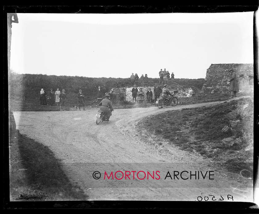 A4500 
 1925 ACU Stock Machine Trial. 
 Keywords: 1925, a.c.u, A4500, ACU Stock Machine Trial, glass plate, October 2009, stock machine trial, The Classic Motorcycle, trial